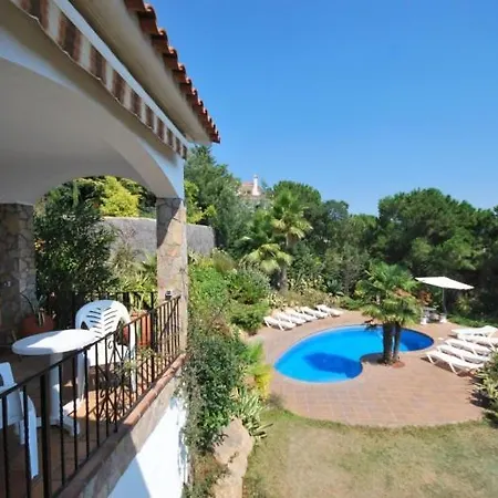Club Villamar - Lucy Lloret de Mar