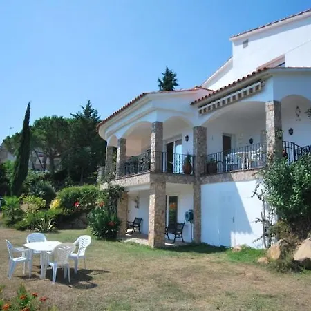 Club Villamar - Lucy Villa *